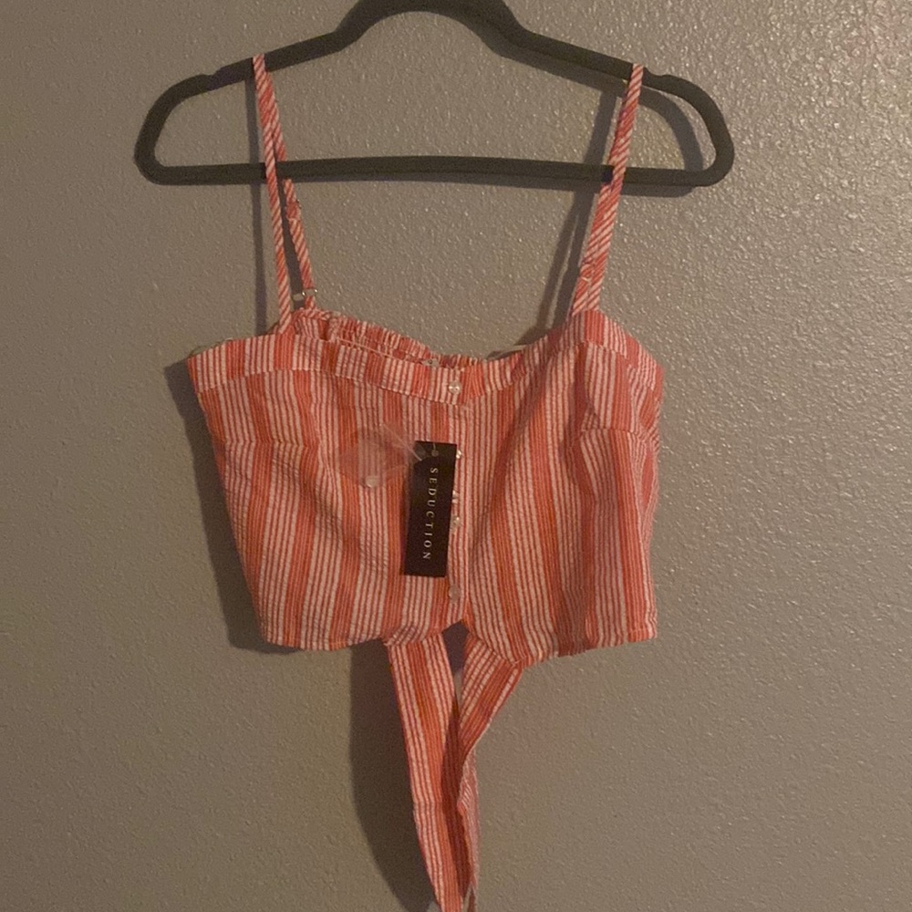 Pink and white brand new crop top.